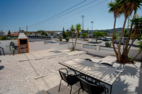 8 Rodrigues Family House - Villa with patio